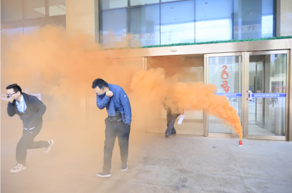 增強(qiáng)消防意識(shí)，筑牢安全底線丨花花牛乳業(yè)集團(tuán)組織消防應(yīng)急演練